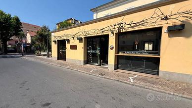 Immobile di 70 m² con 1 locale a Albenga