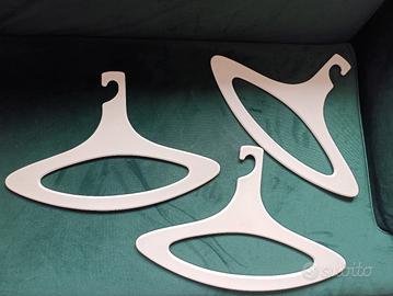 Modernariato , grucce  space Age 