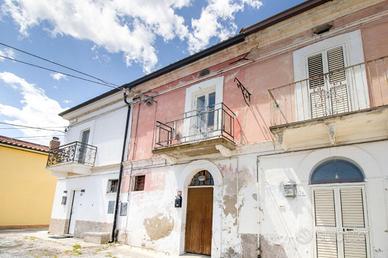 CASA SEMINDIPENDENTE A ORTONA