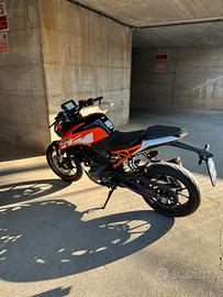 KTM 125 Duke ABS