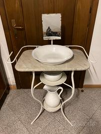 Toilette da camera antiquariato