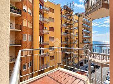 3 LOCALI A SAVONA