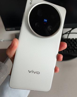 Vivo X200 Ultra