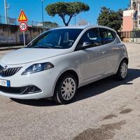Lancia Ypsilon 1.0 FireFly 5 porte S&S Hybrid Ecoc
