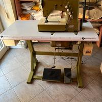 Macchina da cucire Rimoldi.