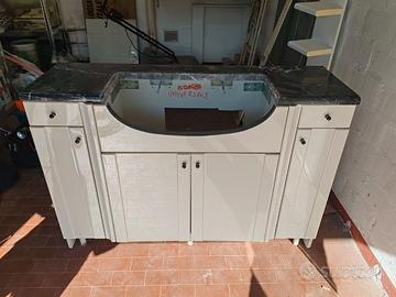 Mobile bagno con piano in granito - danneggiato