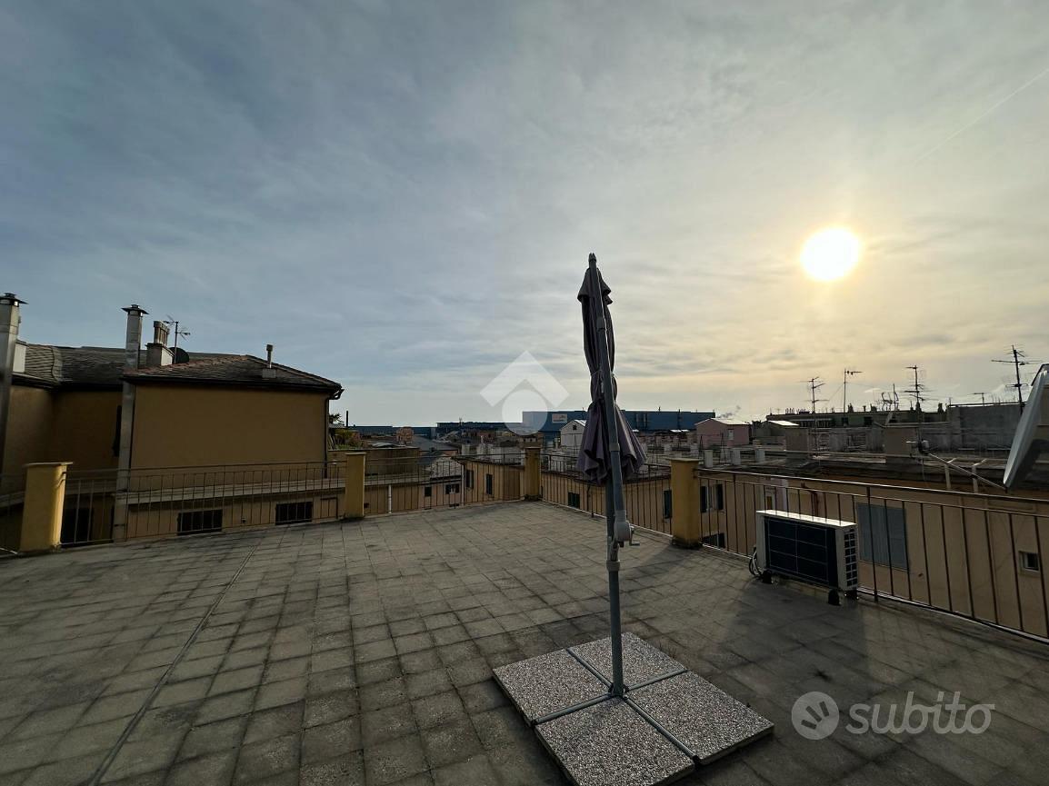 Appartamento – Genova, Marina, Medio Ponente - Vista 2