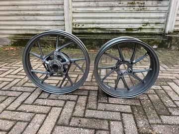 Cerchi in lega originali BMW GS usati