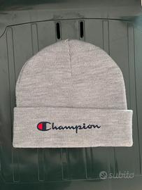 Cappello Champion