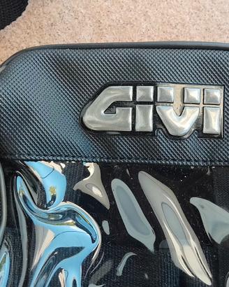 Givi porta oggetti e gps