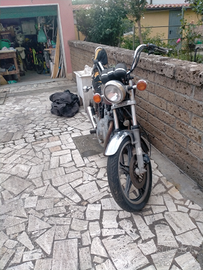 Moto 450 Suzuki del 1982