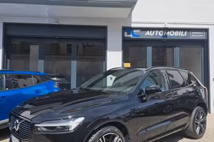 Volvo XC60 2.0 b4 R-design awd auto my20