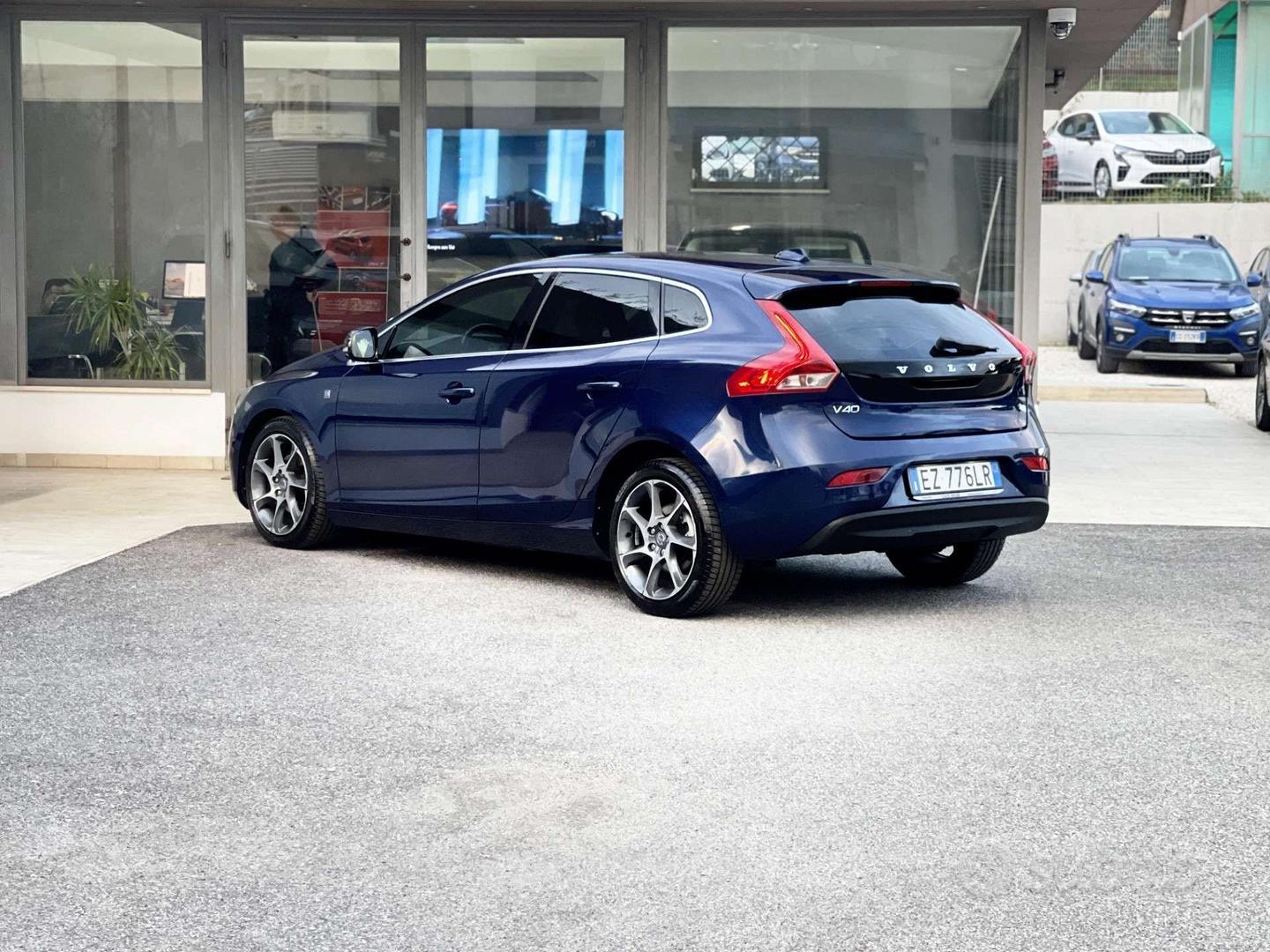 Volvo V40 2015 photo 4