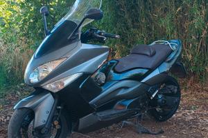 Yamaha Tmax 500