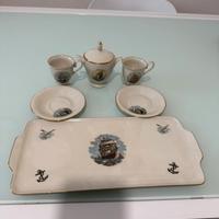 Set da caffe in porcellana e oro zecchino