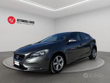 VOLVO V40 D2 1.6 Momentum