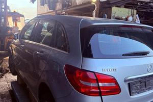 MERCEDES CLASSE B RICAMBI USATI