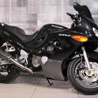 Suzuki GSX 750 F
