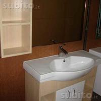 Mobile bagno a sospensione