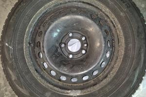 4 antineve NOKIAN WR215/65/16+cerchi jeep renegade