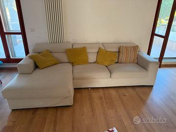 Divano 3 posti Samoa con chaise-longue