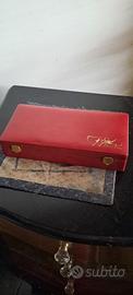 scatola da gioco, in pelle rossa