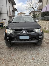 Mitsubishi l200 del 2006