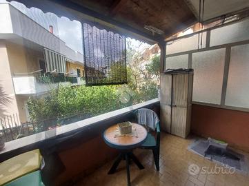 VILLA A SCHIERA A MARANO DI NAPOLI