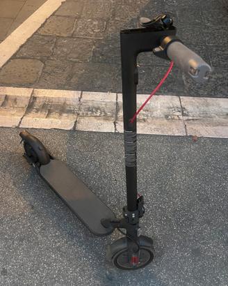 Xiaomi monopattino