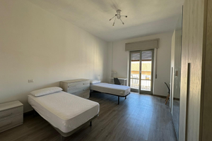 Camere per studentesse-Via Torre della Catena BN