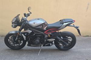 street triple 765 rs 2022