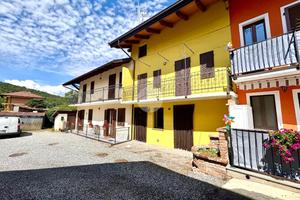 CASA DI CORTE A BUTTIGLIERA ALTA