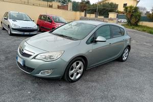 Opel Astra 1.7 CDTI 110CV 5 porte Cosmo