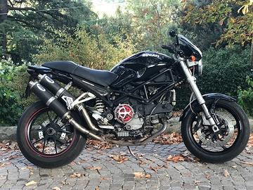 ducati monster s2r1000