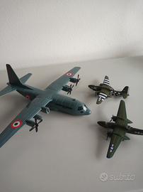 3 aerei militari
