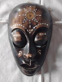 maschera etnica