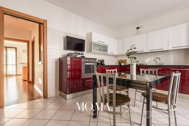 Tavolo in vetro nero - allungabile