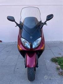 Yamaha T Max - 2002