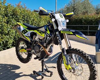 Triumph TF450e 5ore!