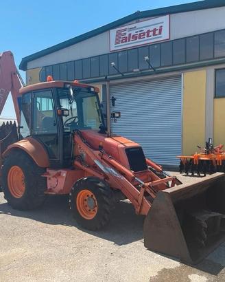 Terna Fiat Hitachi FB 100