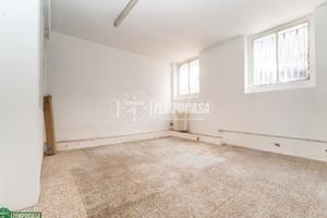 DEPOSITO DI 75MQ CON POSSIBILITA' DI CAMBIO DI DES