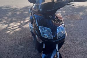 Scooter yahamaha