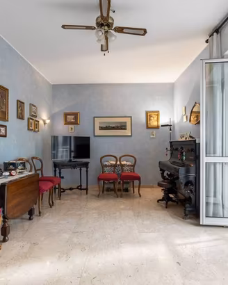 Appartamento di 100 m² con 3 locali a Milano