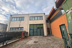 Immobile di 388 m² con 4 locali a Annone di Brianz