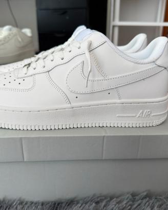 Nike Air Force 1 Total White -Taglia 45 (nuove)