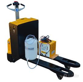 Transpallet elettrico batteria 1600 kg CAT