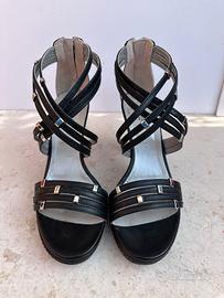 Sandali Nero Giardini pelle nera