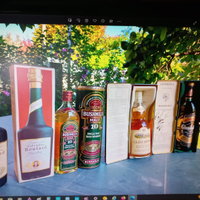 Liquori con scatola in lamiera mai aperti