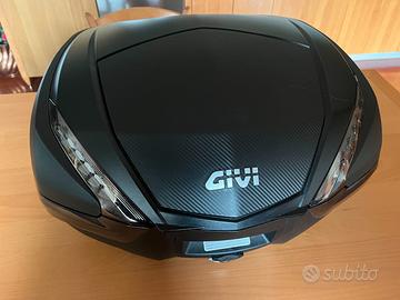Bauletto GIVI V47 NNT Tech + Piastra M5 Monokey