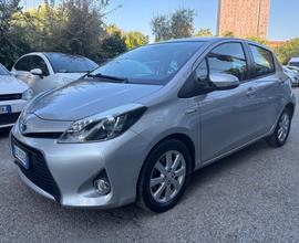 Toyota Yaris 1.5 Hybrid 5 porte Lounge